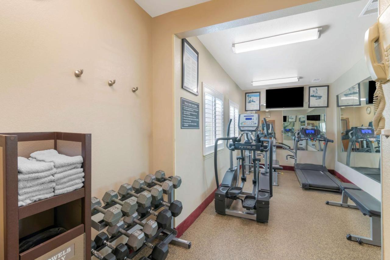 Best Western Plus Denton Inn & Suites Zewnętrze zdjęcie